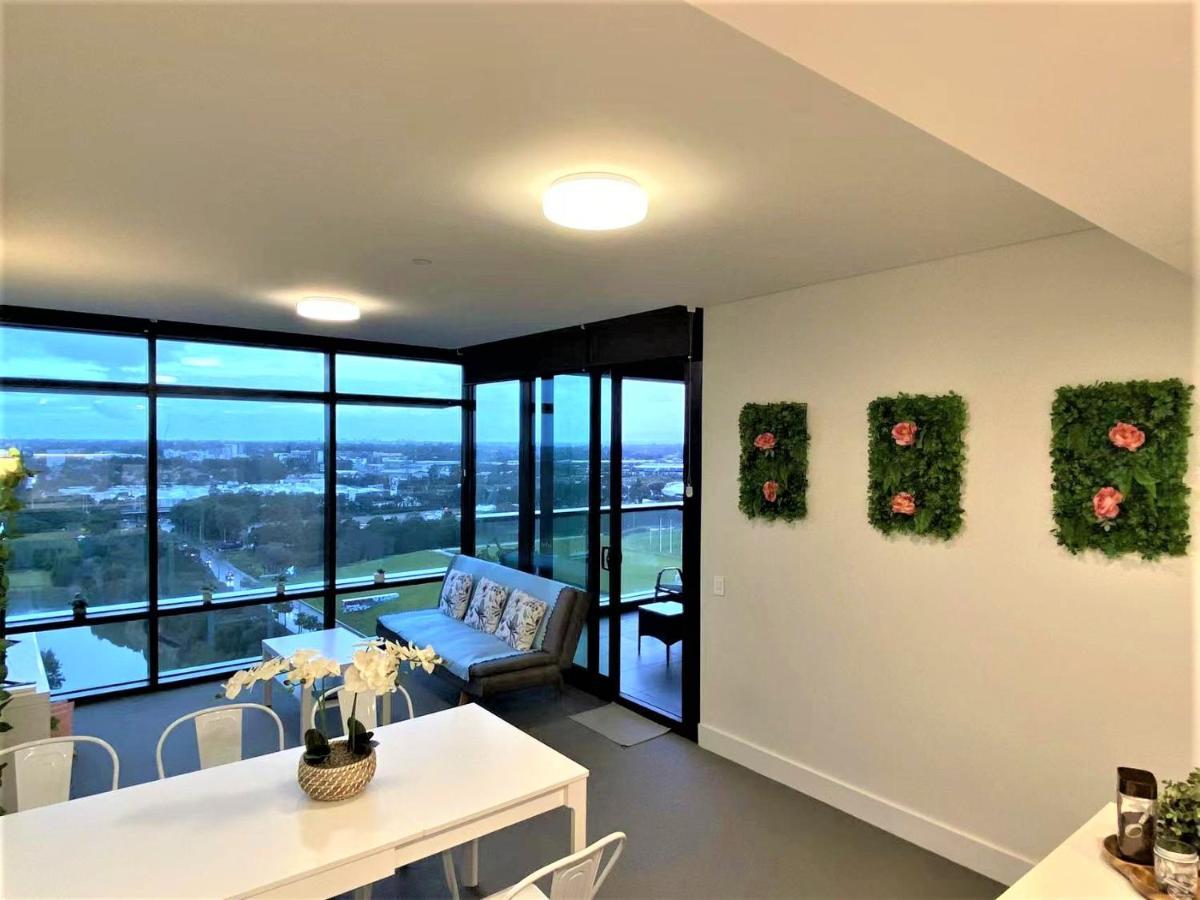 Parkside & City View In Sydney Olympic Park Exterior foto